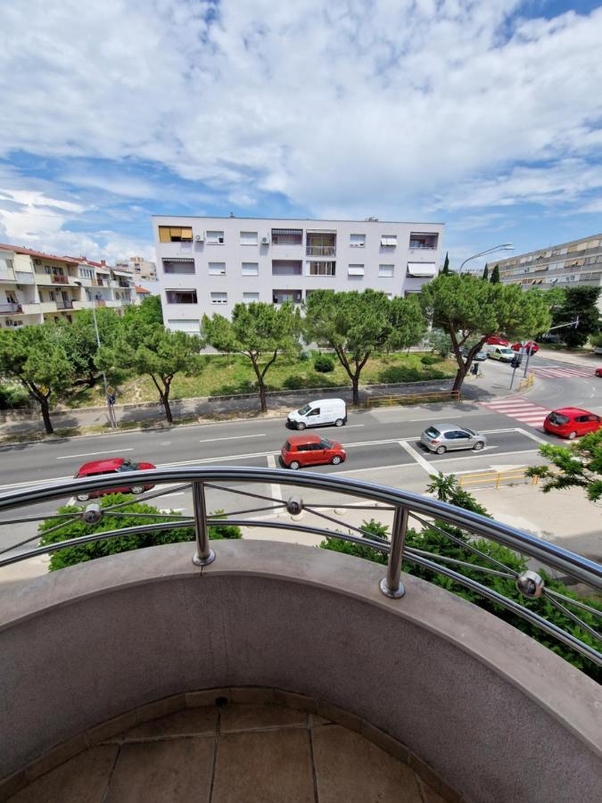 Apartment Split Karoglan Esterno foto